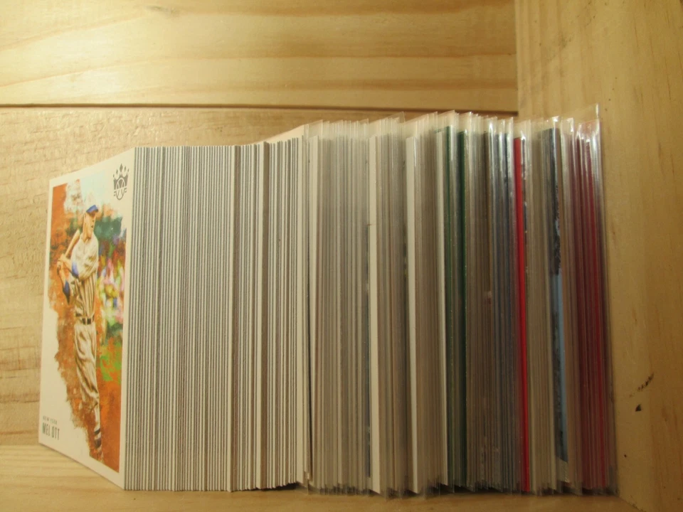 2020 Diamond Kings Base, SP, Inserts & Parallels $0.99-$15.00 - Image 1 of 1