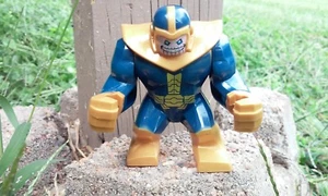 Figura Marvel Super Villain THANOS NUEVA - Imagen 1 de 3