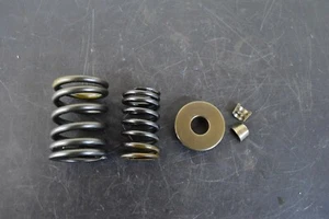 YAMAHA XJ750R SECA XJ650 XJ700 MAXIM CYLINDER HEAD VALVE RETAINER SPRING SET - Picture 1 of 4