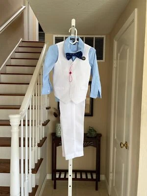 NUEVO Juego de 4 piezas de ropa inglesa pantalones blancos y chaleco velero pajarita y camisa 4T Foto 1 de 3