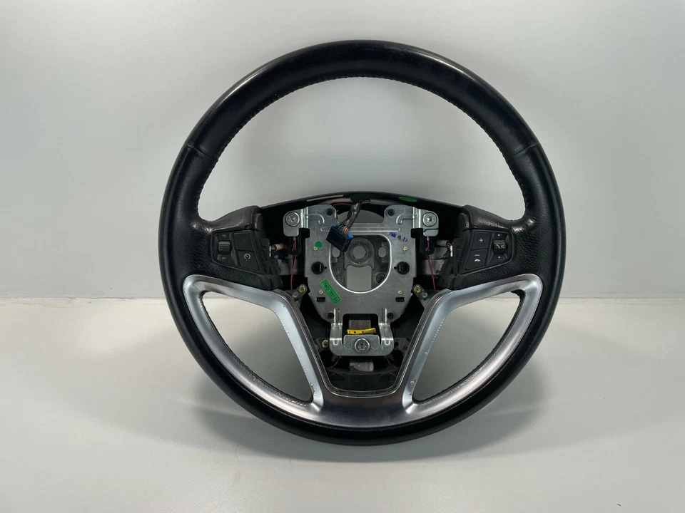 Volante lateral izquierdo Saturn Vue 2008-2010 con control de crucero de volumen de audio OEM Foto 1 de 4