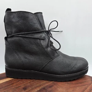 Clarks Minx Judy Boots Women's 8.5M Black Leather Faux Fur Lined Combat Comfort - Picture 1 of 13