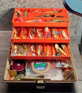 Vintage Fishing Tackle Box 3 Tray with Lures & Tackle - Picture 1 of 6