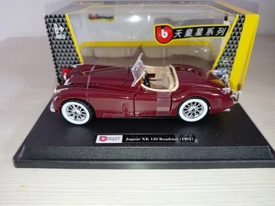Jaguar Xk 120 Roadster 1/24  Burago Bburago Vintage Old Model No Maisto Solido - Immagine 1 di 4