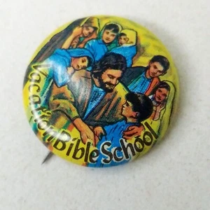 Vintage Pinback Concordia "Vacation Bible School" Small Lapel Pin 1" Jesus - Picture 1 of 2