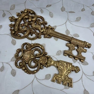 Vintage Syroco / Dart Gold Skelton Key Wall Decor Set Of 2 Lion Fleur De Lis - Picture 1 of 8