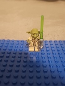 LEGO Star Wars: Jedi Duel (7103) Yoda Minifigure
