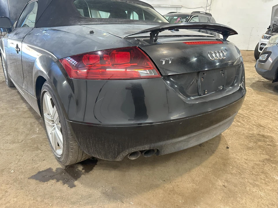 Used Rear Bumper Assembly Rear fits: 2008 Audi TT w/o park assist Rear Grade C - Image 1 of 4