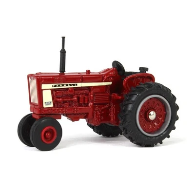 Tractor ERTL 1/64 IH Farmall 806 con guardabarros réplica Play 44447 Foto 1 de 4