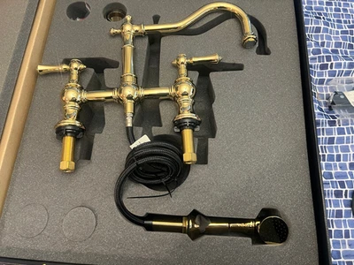 Grifo de cocina Graff G-4846-LM15-PB Adley Bridge con spray lateral, PVD de latón pulido Foto 1 de 4