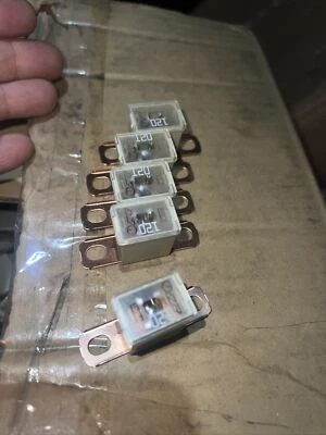 5 ea. 2006-2018 Subaru Main Fuse Relay & Bracket Forester Impreza WRX 82211FC120 — 第 1/4 张图片