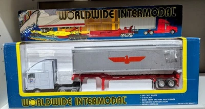 K-Line K-86002 APL Tractor–Trailer 1:48 O Scale – Worldwide Intermodal – Die-Cas - Image 1 of 2