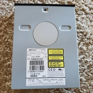 PLEXTOR PX-712A DVD/CD Rewritable Drive - Afbeelding 1 van 8