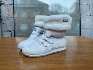 Onitsuka Tiger Sample White Lined Fluffy Winter Boots Size 7 EU 38