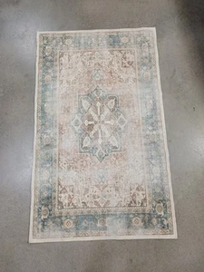 Ruggable Kamran Coral Rug + Pad 3' x 5' - Picture 1 of 6