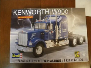 Revell: Kenworth W900: 1/25 Scale  *actual shipping* - Bild 1 von 3