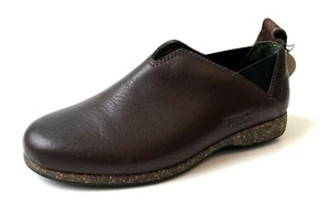 Simple TRAVELER Brown Leather Slip-Ons Women’s 6 - New with Tag - Picture 1 of 4