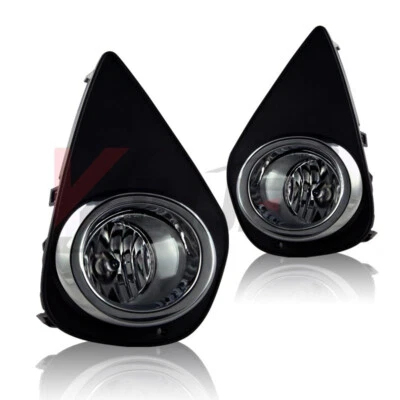 Faros antiniebla de lente transparente con biseles y cableado para Toyota Yaris 2015-2016 Foto 1 de 4