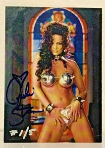 Julie Strain "Queen of the 'B' Movies" Autographed Collector Card w/COA 1 of 5 ! - Picture 1 of 4