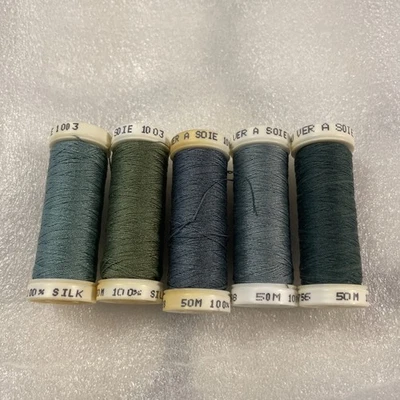 AU VER A SOIE 1003 LOTE MULTICOLOR 5 100% SEDA 50M SMS #468 #528 #707 #736 #756 Foto 1 de 4