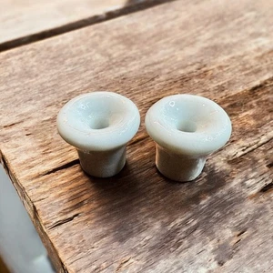 Vintage White Ceramic Wiring Insulators Lot of 2 Glazed Porcelain Knob Style - Picture 1 of 9