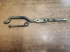 Barra de freno de estacionamiento para tractor de césped John Deere Sabre 14,5/38 M119108 M117846 - Imagen 1 de 4