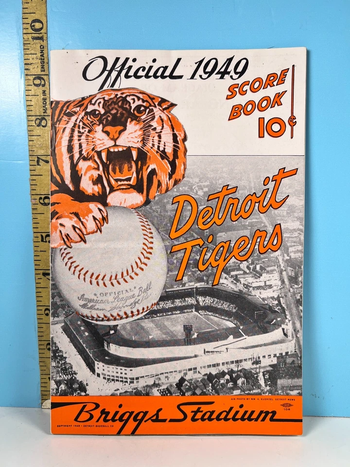 🔥1949 Detroit Tigers Program v Indians Unscored 🔥 - Image 1 of 4