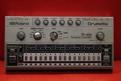 Batería controlada por computadora Roland TR-606 Drumatix U2182 240314 de colección Foto 1 de 4