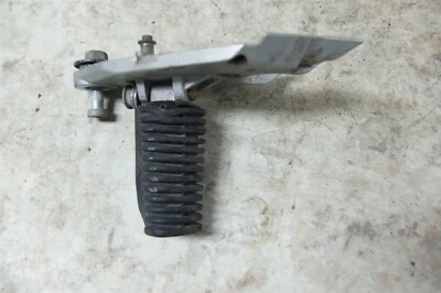 94 BMW R1100RS R 1100 R1100 RS front right foot rest peg and mount bracket - Imagem 1 de 4