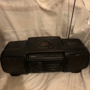Sanyo MCD Z1L Ghettoblaster Stereoanlage - Bild 1 von 12