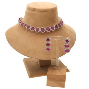 Elegant Edelstein Halo Cz Halskette Set für Damen - Bild 1 von 50