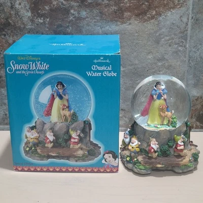Hallmark Musical Snow Globe Disney Blancanieves y los siete enanitos 1990 Foto 1 de 4