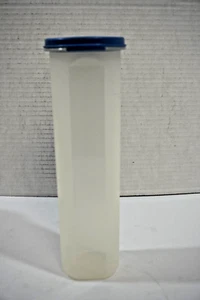 Tupperware 1607-2 Spaghetti Keeper Blue Lid Holds 4 3/4 Cups 11 1/4" Tall X 3" - Picture 1 of 5