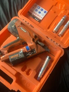 Paslode IM360CI Kit Li-Ion First Fix 90 mm Streifennagler (AKKU + LADEGERÄT) - Bild 1 von 1