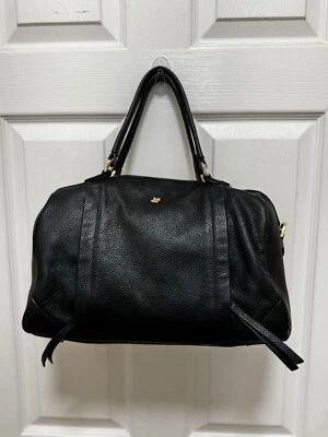 Bandolera Ora Delphine Bolso de Hombro Cartera Cuero Guijarro Negro Herrajes Dorados Foto 1 de 4