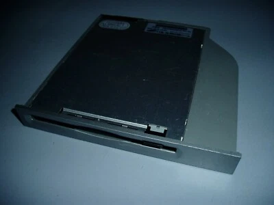 Compaq Presario 1700 Laptop Hot-Swappable Floppy Disk Drive, 198704-001 - Image 1 of 2