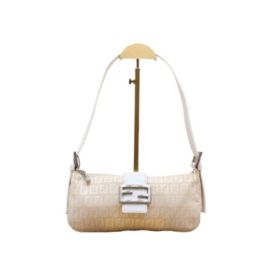 FENDI Vintage White Canvas Baguette Shouldrbag P225479672 - Image 1 of 4
