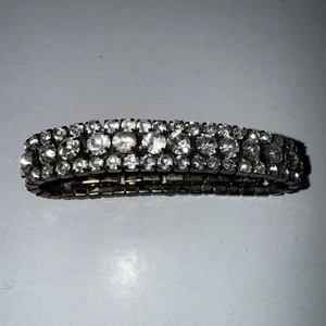 Bracciale elastico vintage tre file con strass - stile art deco anni '50 - Foto 1 di 6