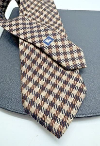 Burberry Tie Men’s Houndstooth Check 100% Silk Brown, Beige, & Navy W 3 ½” L 58” - Picture 1 of 11