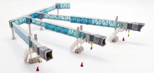 JC Wings 1:200 LH2278 Airport Passenger Bridge Blue for Airbus A380 - Picture 1 of 4