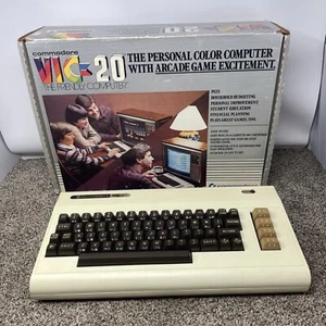 FOR PARTS OR REPAIR COMMODORE VIC-20 Vintage Computer Video Game System RETRO - Picture 1 of 18