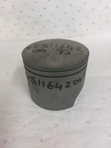 YAMAHA OEM AUSSENBORDER 1 X KOLBEN OLD STOCK 6E5-11642-00-93 - Bild 1 von 1