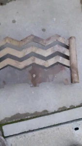 antique brass fire guard - Picture 1 of 3
