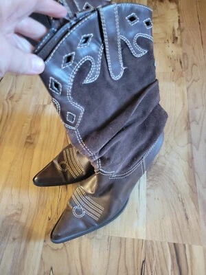Botas holgadas de vaquero occidental Rampage Rodina para mujer cuero marrón gamuza 8,5 Foto 1 de 4
