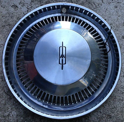 Olds Oldsmobile Cutlass Supreme Wheel Hubcap Metal Cover 14" F85 00407615 4025  Foto 1 de 2