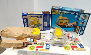 Vintage 2x Matchbox Motorcity Fold N Go Rescue in Original Box Die Cast x2 - AF - Picture 1 of 10