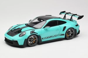 110062026 Porsche 911 992 GT3 RS Python Green & Dark Silver Wheels Minichamp - Imagen 1 de 8