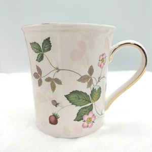 Mug Wedgwood Wild Strawberry Pastel  - Picture 1 of 5