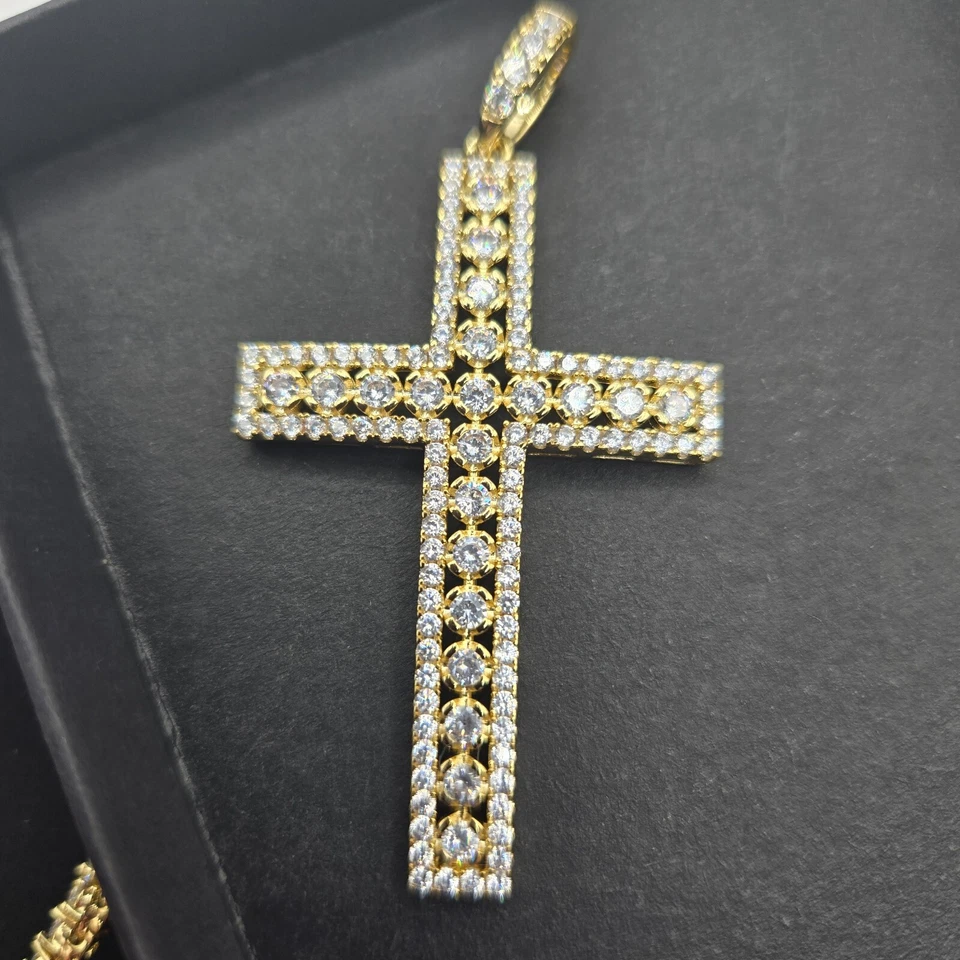 Colgante Cruz con Cadena de Eslabones Oro 24 IN 3MM NUEVO con Caja Foto 1 de 1