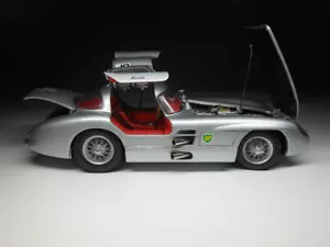 Minichamps scala 1/24 Mercedes Benz 300 Slr Coupe Uhlenhout 1955 - Foto 1 di 10